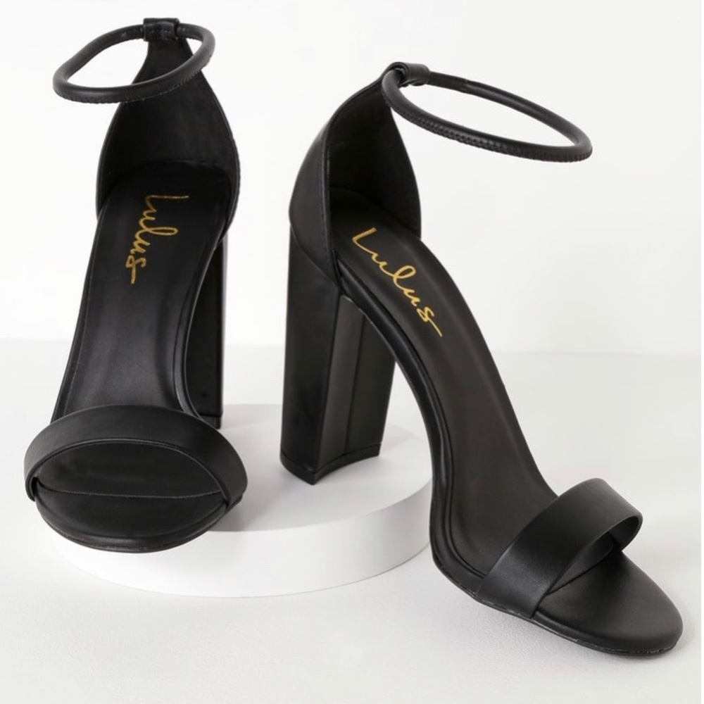 Lulu’s Heels Size 8